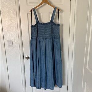 NWOT Torrid Midi Chambray Smocked Dress
